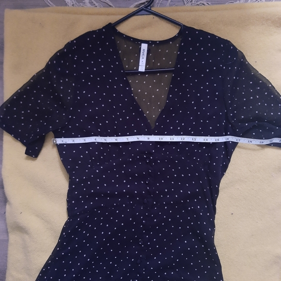 Black dress 🖤 white pokadot 🤍 - Picture 9 of 16